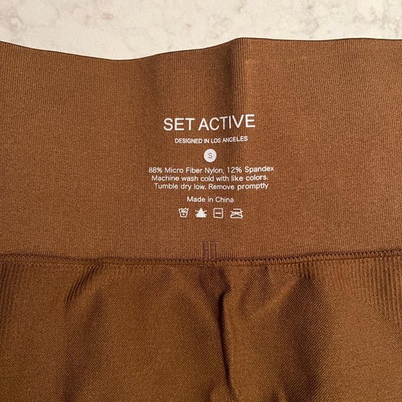 Set active sculptflex little havana brown leggings in size small - Picture 3 of 3